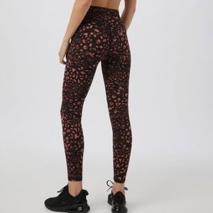 VARLEY Luna High Rise 7/8 textured animal print black brown orange size Medium